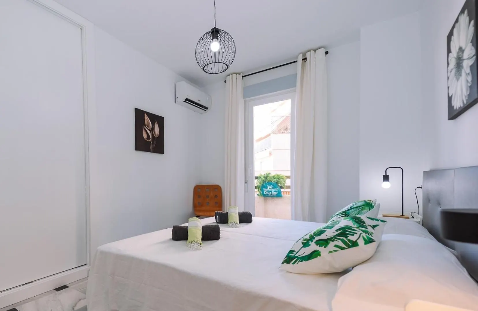 Two The Beach Modern Apartment La Herradura  0*, La Herradura (Granada) İspanya