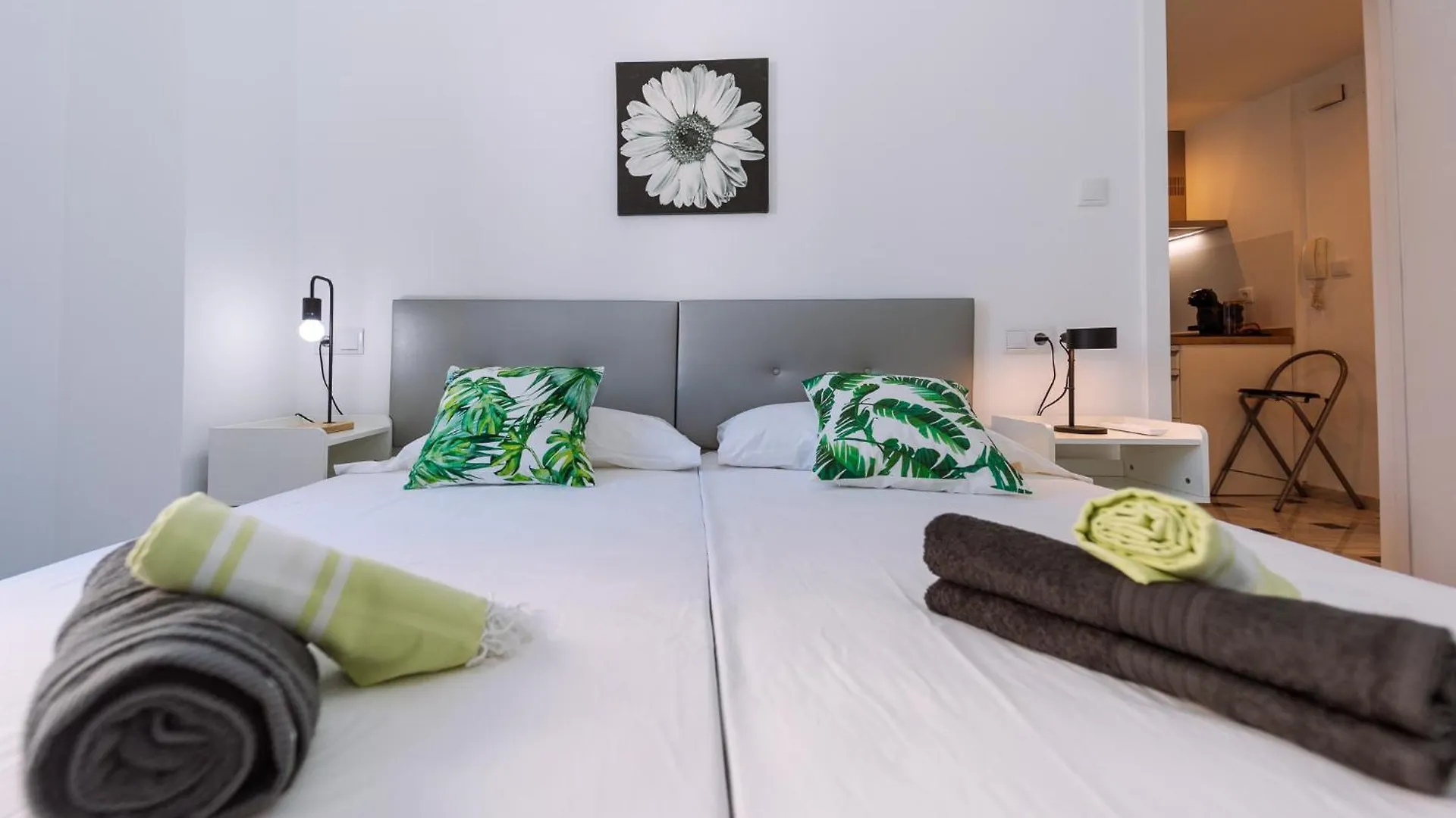 Two The Beach Modern Apartment La Herradura